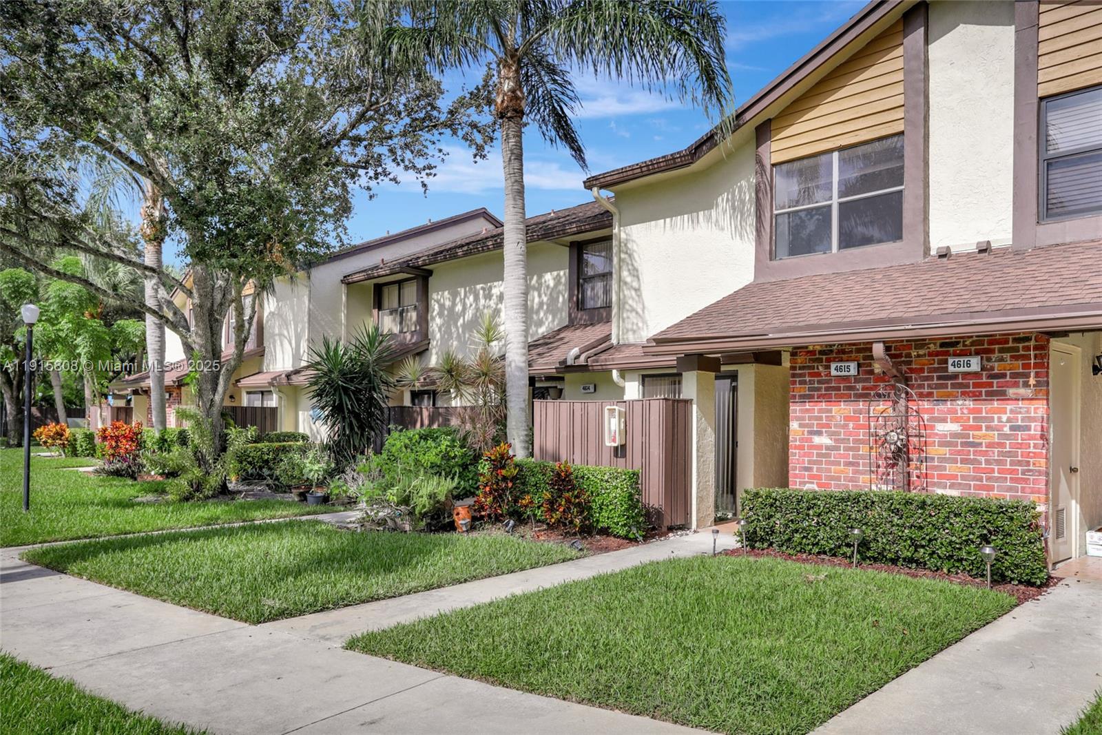 BAYWOOD VILLAGE III-A CON - Residential Lease