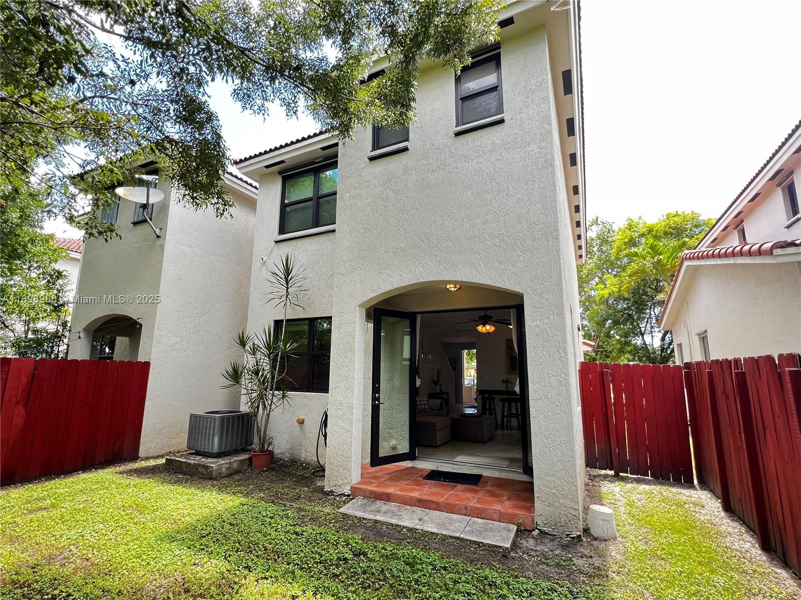 BIRD VILLAS CONDO - Residential