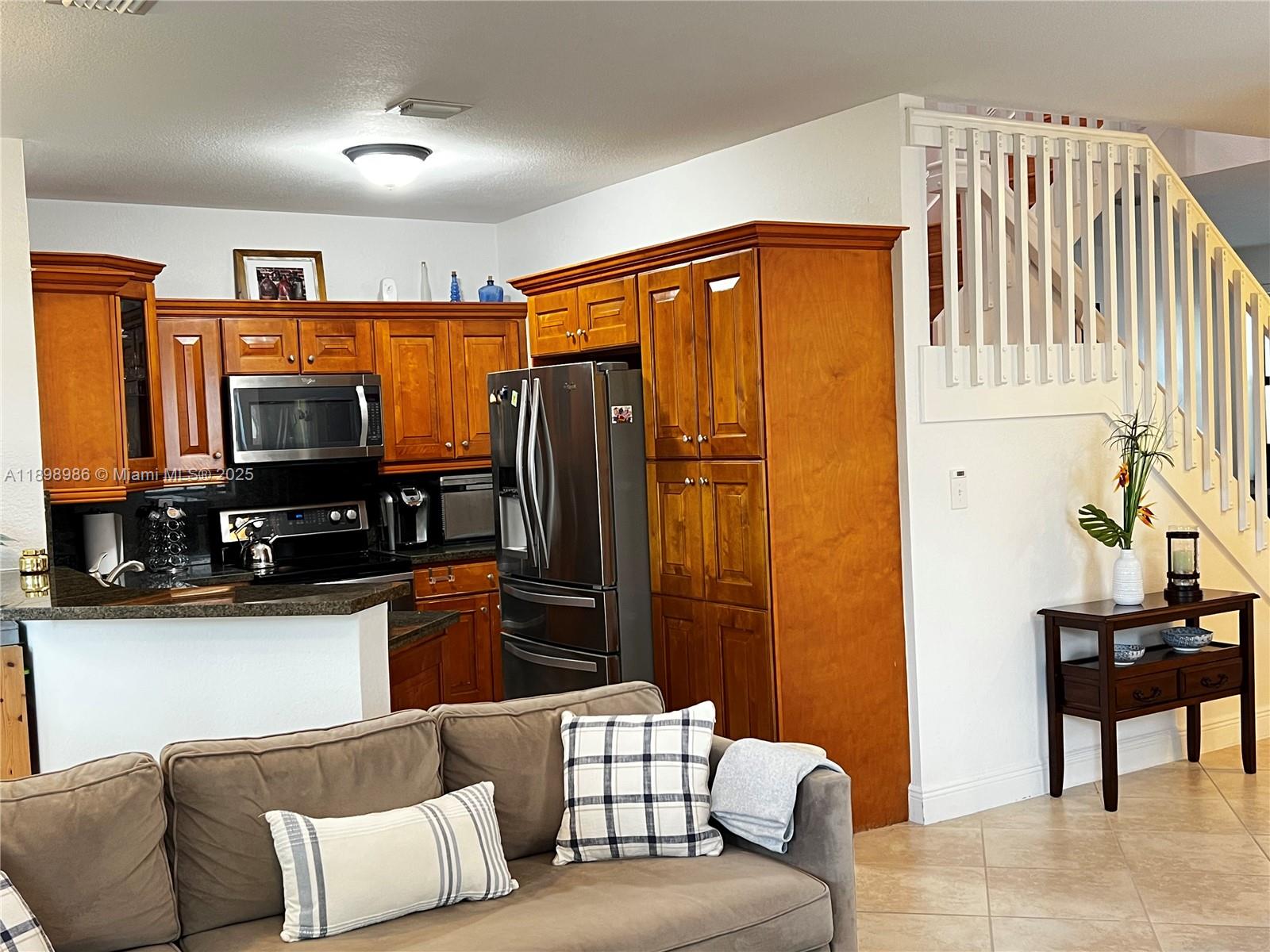 BIRD VILLAS CONDO - Residential