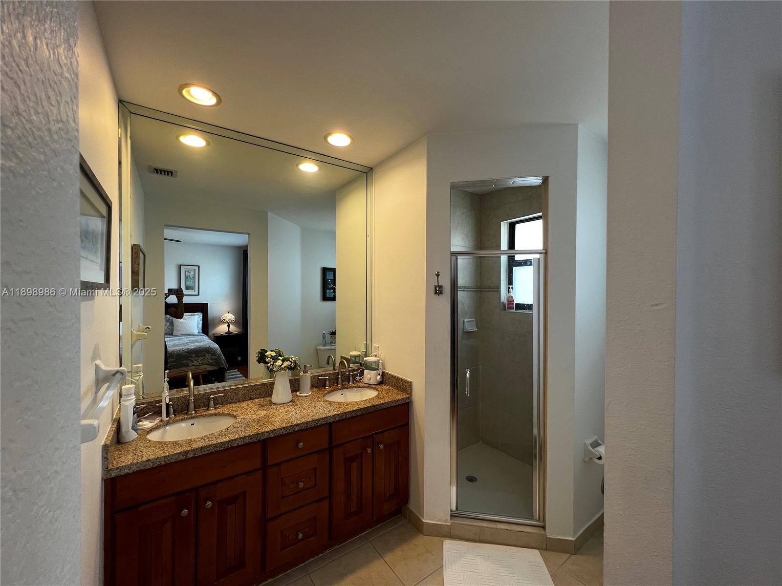 BIRD VILLAS CONDO - Residential