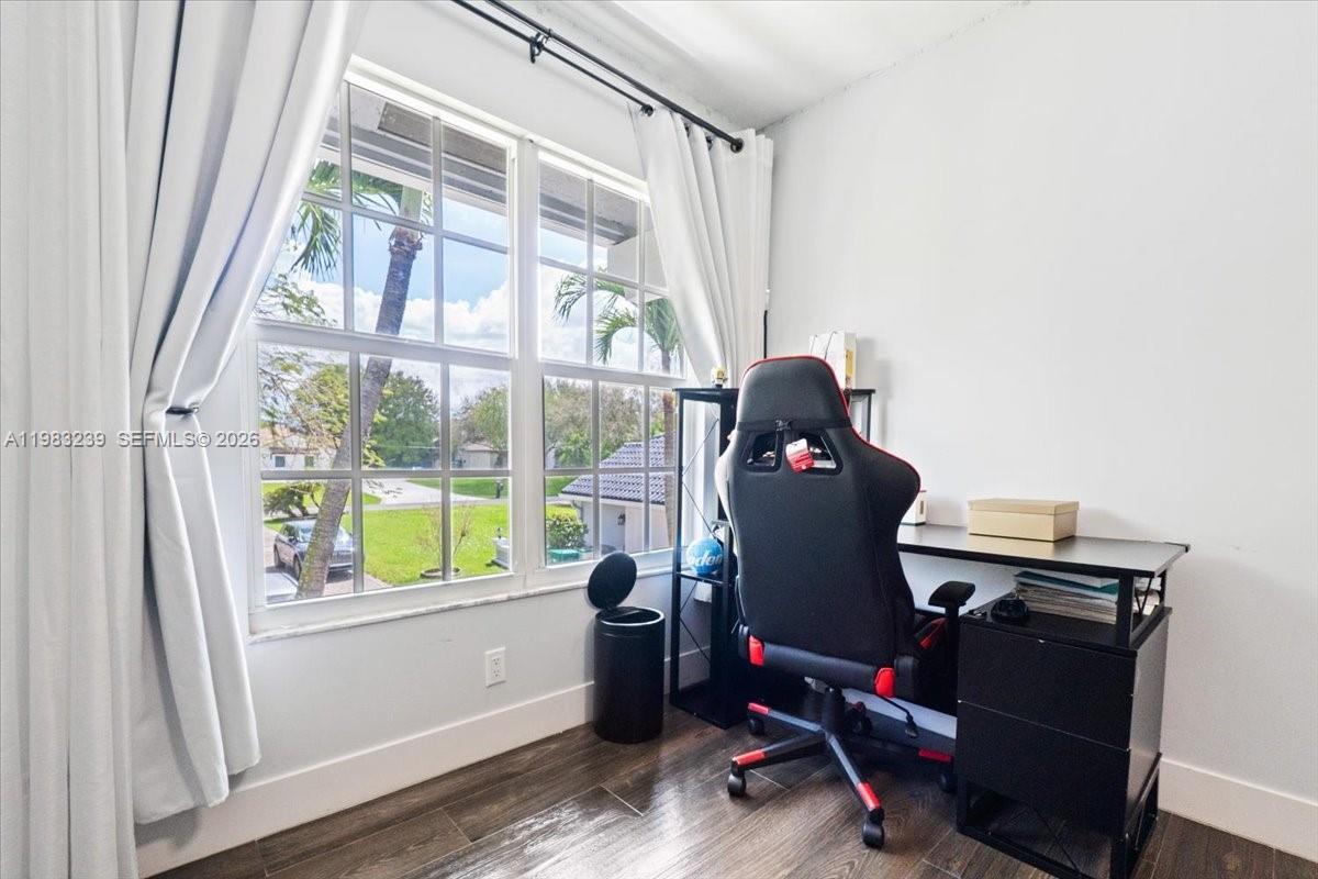 2-48-41 S1/3 OF SW1/4 OF N - Residential