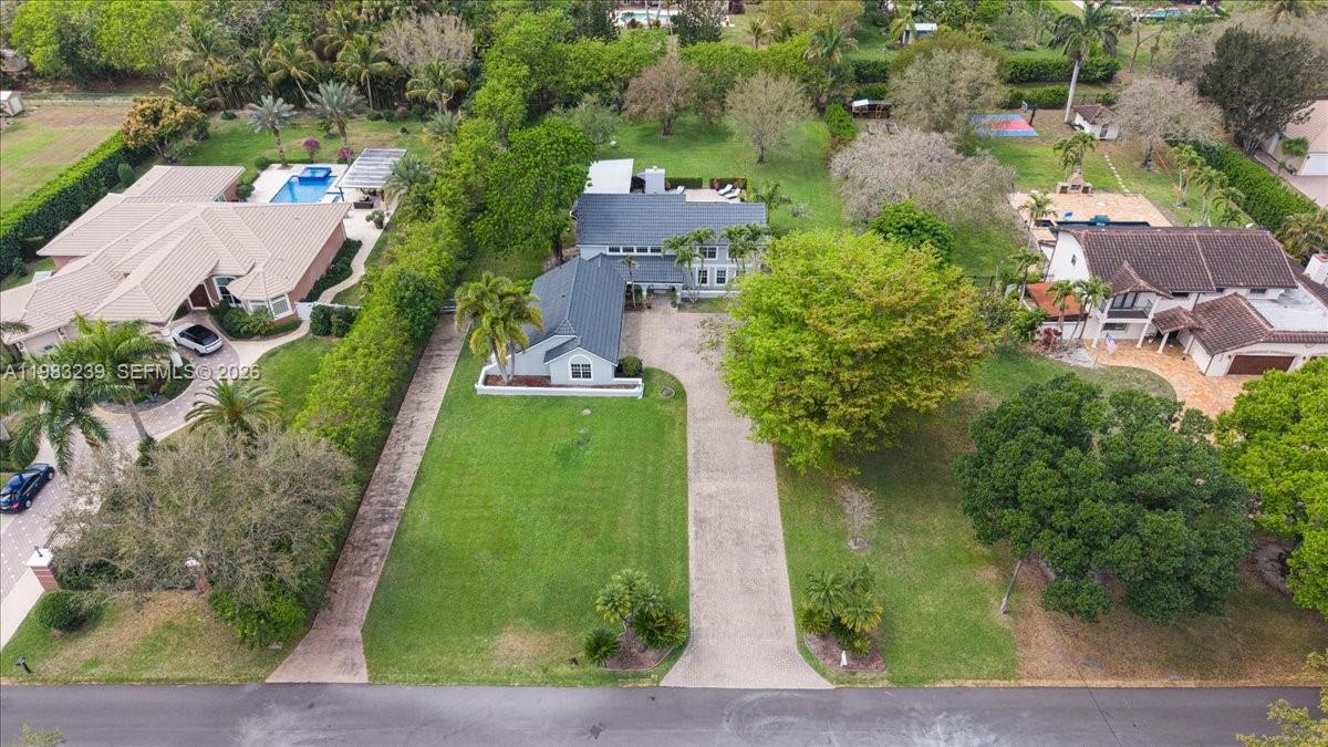 2-48-41 S1/3 OF SW1/4 OF N - Residential