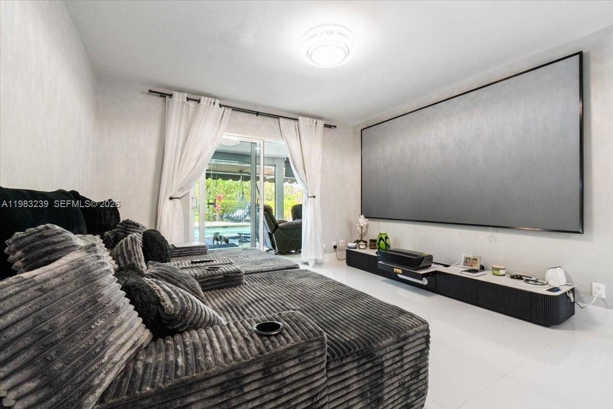 2-48-41 S1/3 OF SW1/4 OF N - Residential