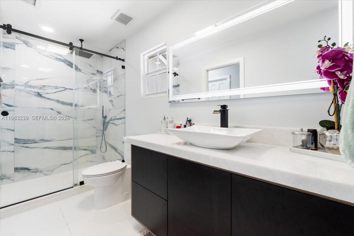 2-48-41 S1/3 OF SW1/4 OF N - Residential