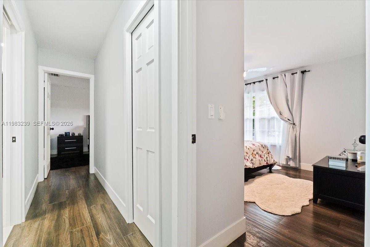 2-48-41 S1/3 OF SW1/4 OF N - Residential