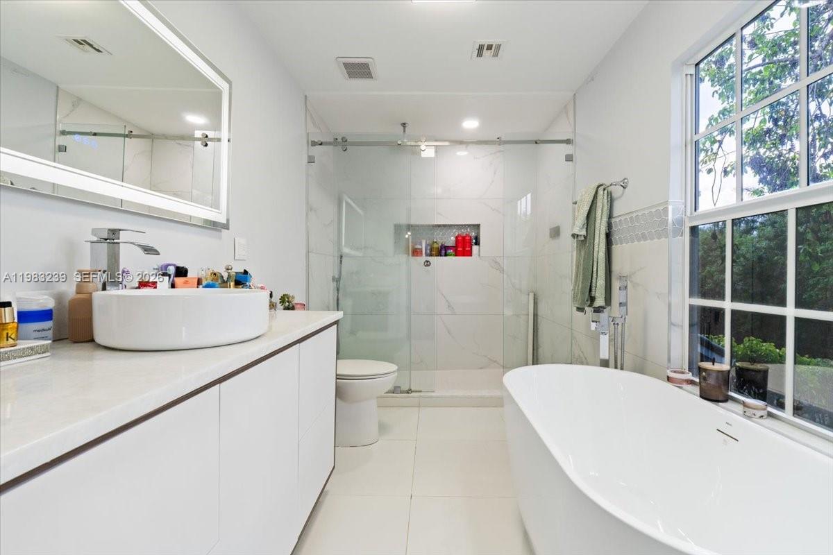 2-48-41 S1/3 OF SW1/4 OF N - Residential