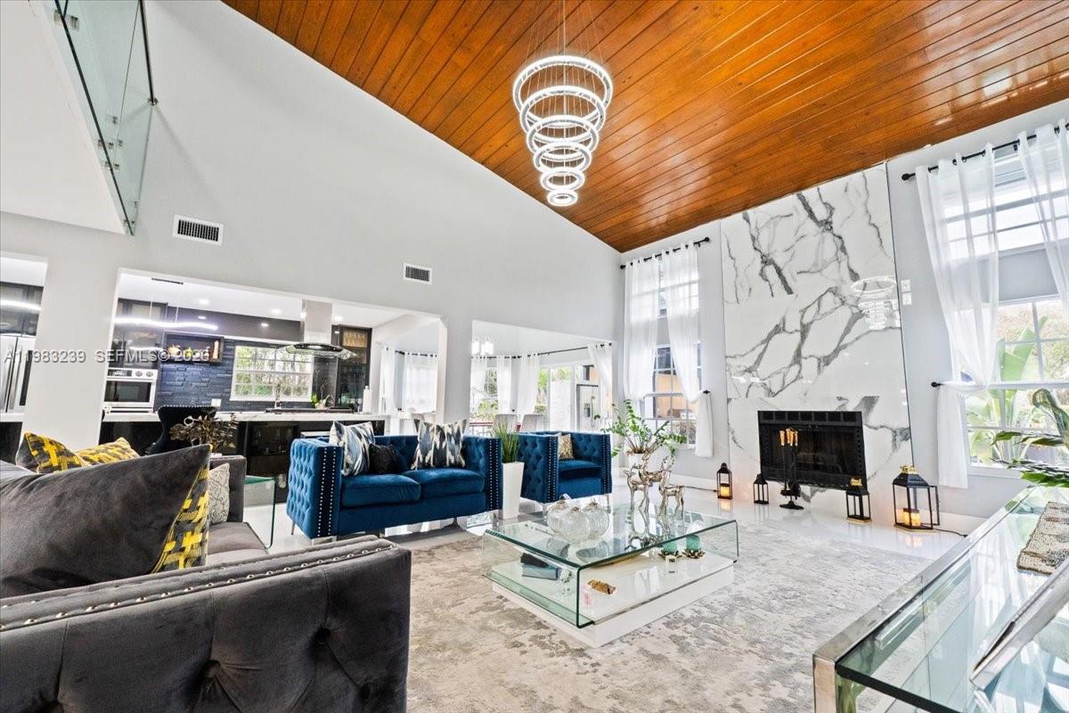 2-48-41 S1/3 OF SW1/4 OF N - Residential