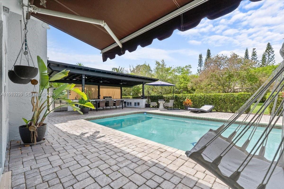 2-48-41 S1/3 OF SW1/4 OF N - Residential