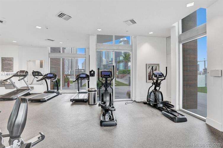 WIND CONDO - Residential Lease