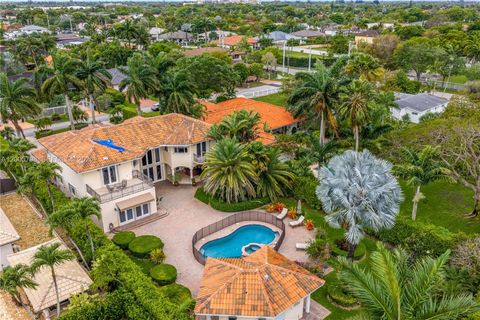 Tiny photo for 11071 SW 28th St, Miami, FL 33165 (MLS # A12005798)