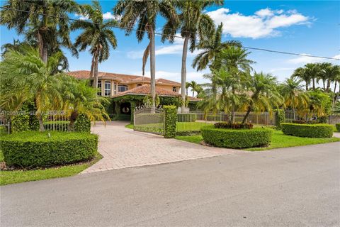 Tiny photo for 11071 SW 28th St, Miami, FL 33165 (MLS # A12005798)