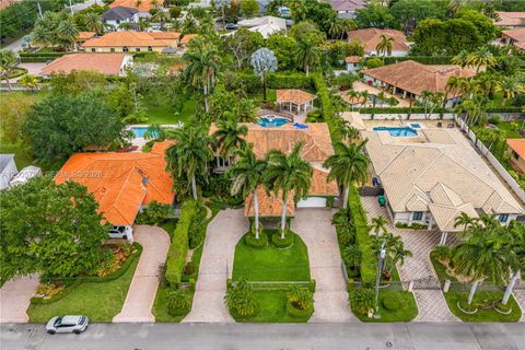 Tiny photo for 11071 SW 28th St, Miami, FL 33165 (MLS # A12005798)