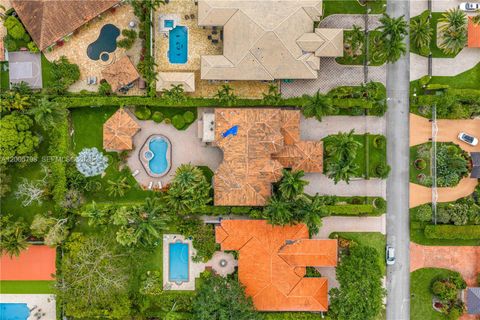 Tiny photo for 11071 SW 28th St, Miami, FL 33165 (MLS # A12005798)