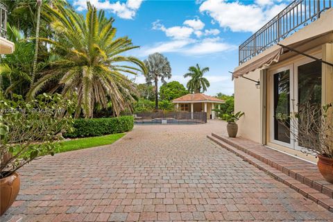 Tiny photo for 11071 SW 28th St, Miami, FL 33165 (MLS # A12005798)