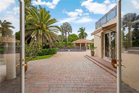 Tiny photo for 11071 SW 28th St, Miami, FL 33165 (MLS # A12005798)