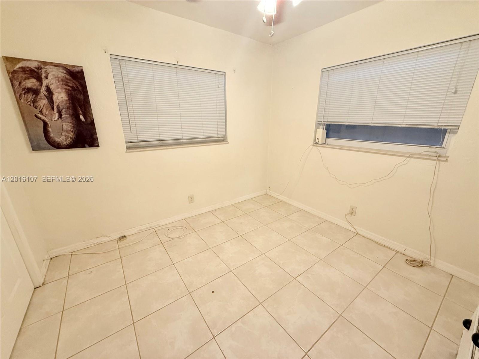 HOLLYWOOD - Residential Lease