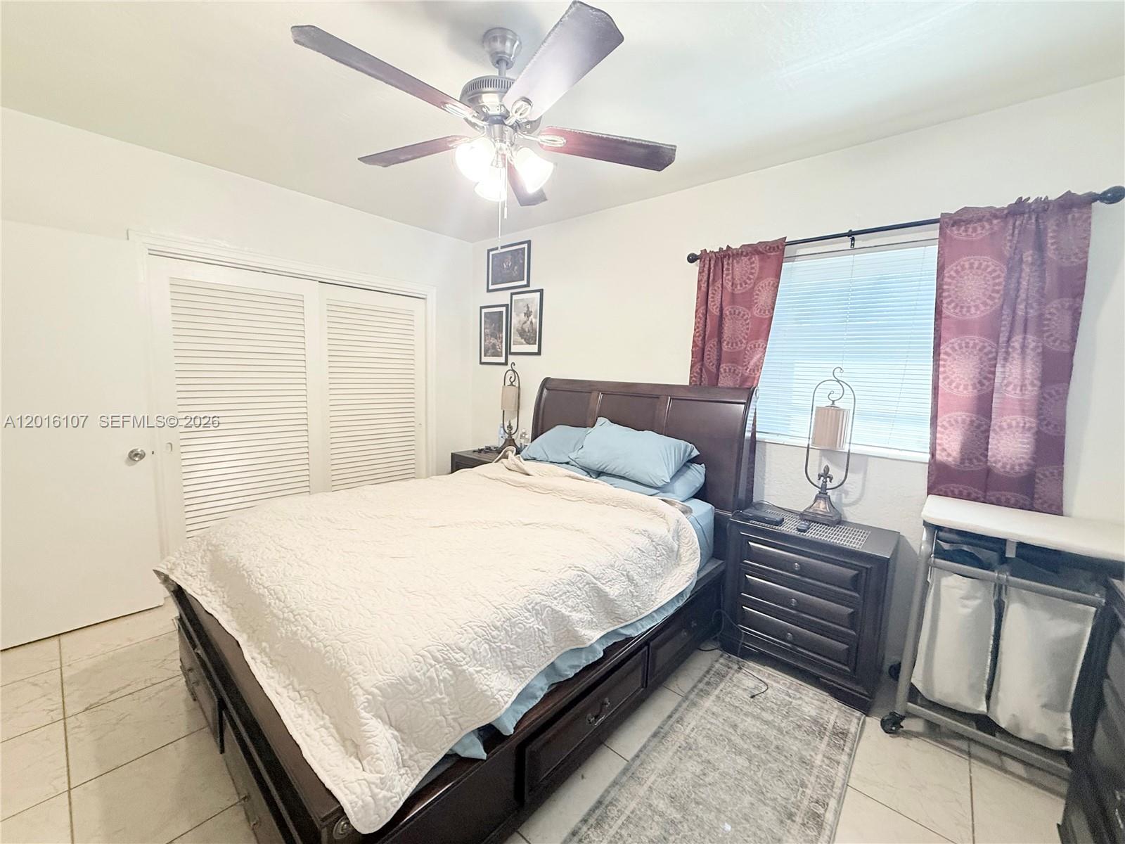 HOLLYWOOD - Residential Lease