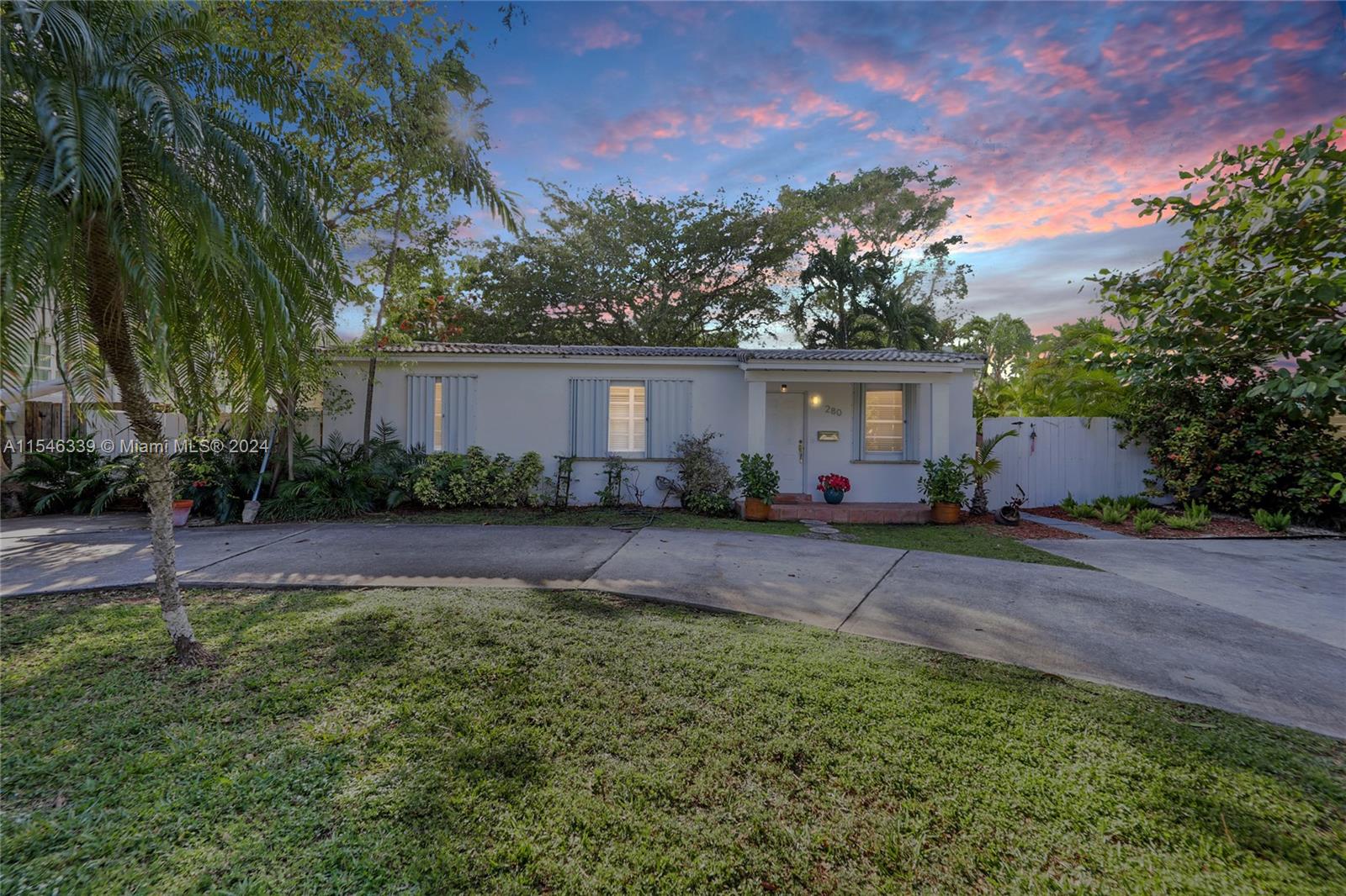 TROPICAL ISLE HOMES SUB 4 - Residential