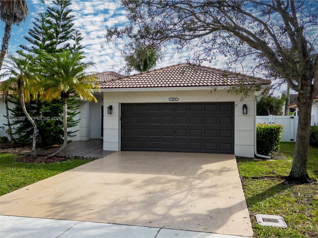 Photo of 16894 Crestview Ln #0, Weston, FL 33326 (MLS # A12018289)