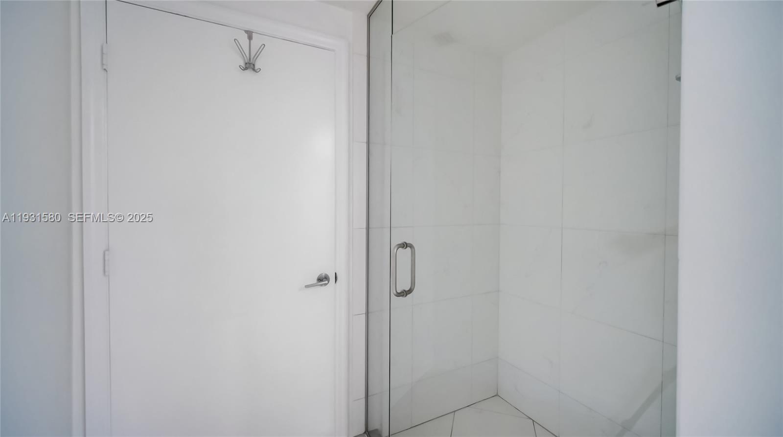 500 BRICKELL WEST CONDO - Residential Lease