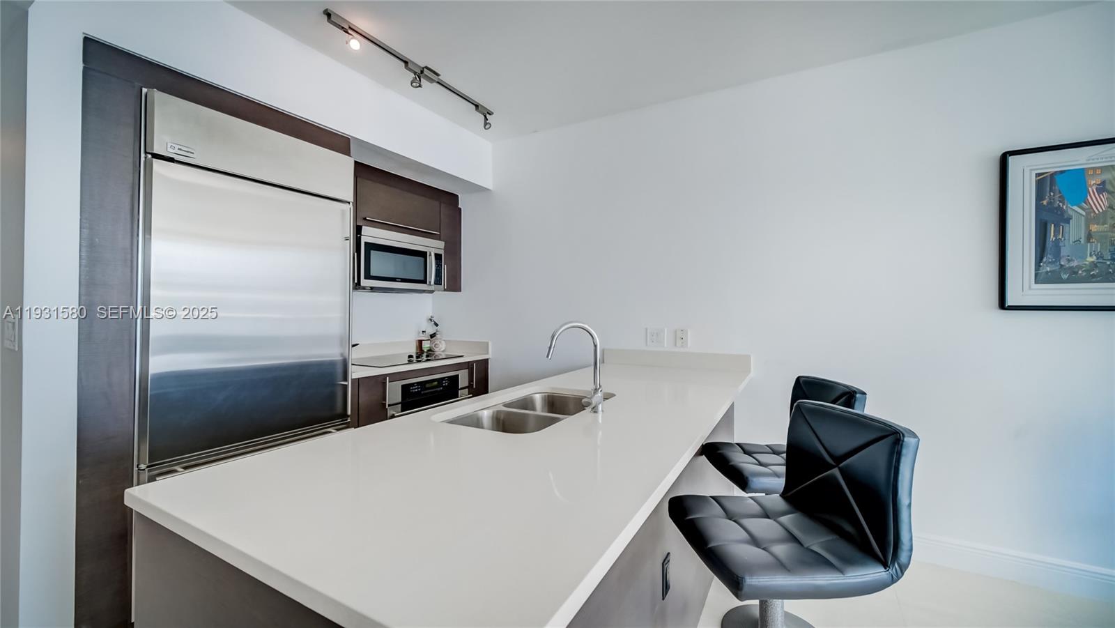 500 BRICKELL WEST CONDO - Residential Lease