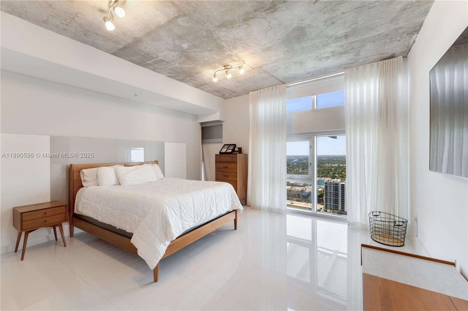 FOUR MIDTOWN MIAMI CONDO - Residential