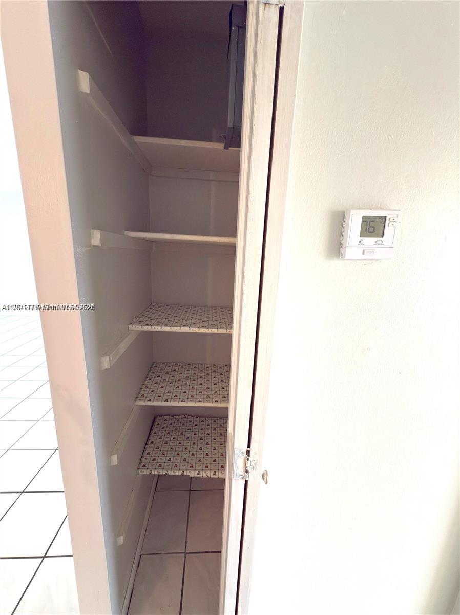 RACQUET CLUB - Residential