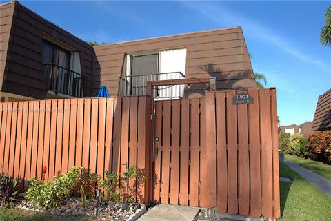 3971 August Dr 1801 Lake Worth FL 33461
