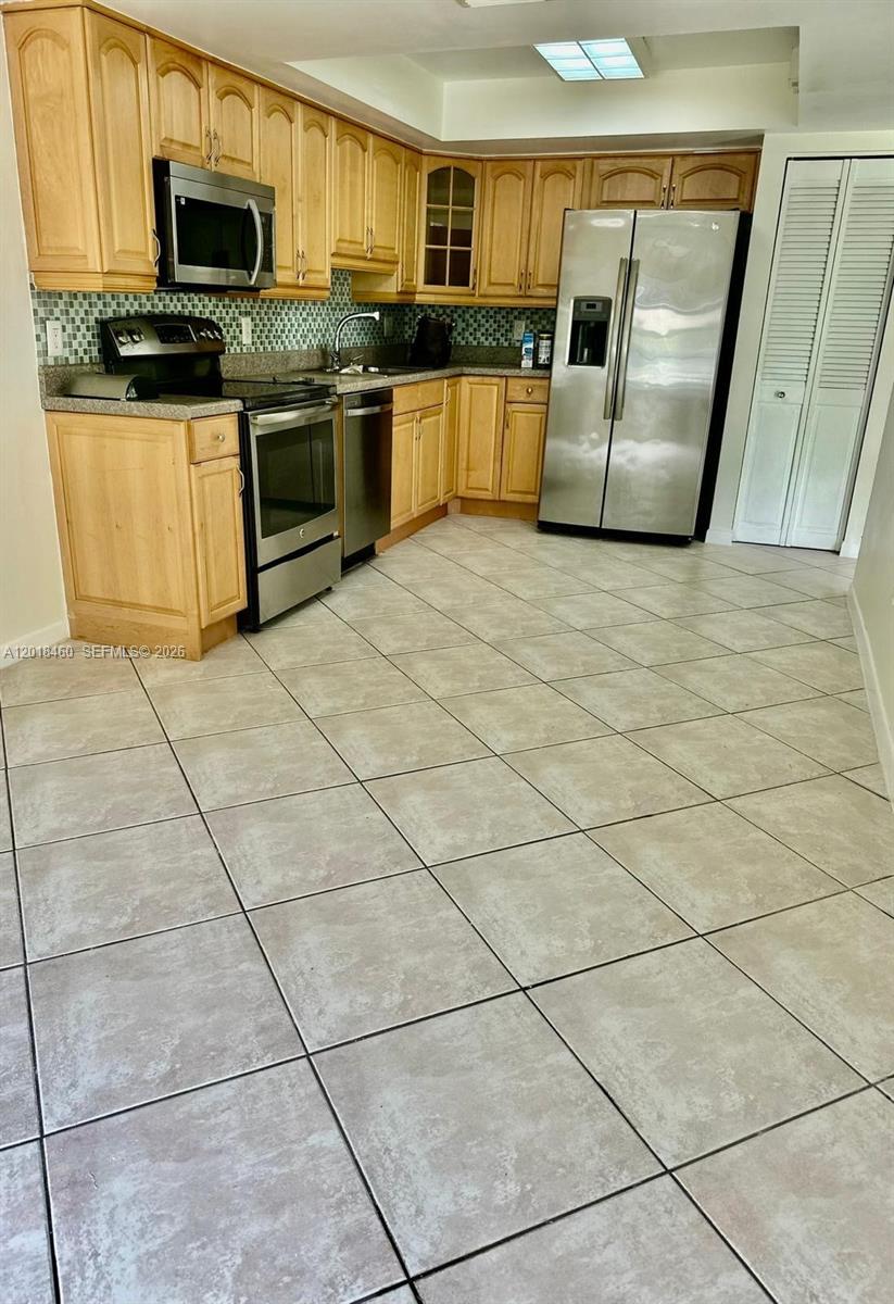 14530 SW 142nd Ct Cir