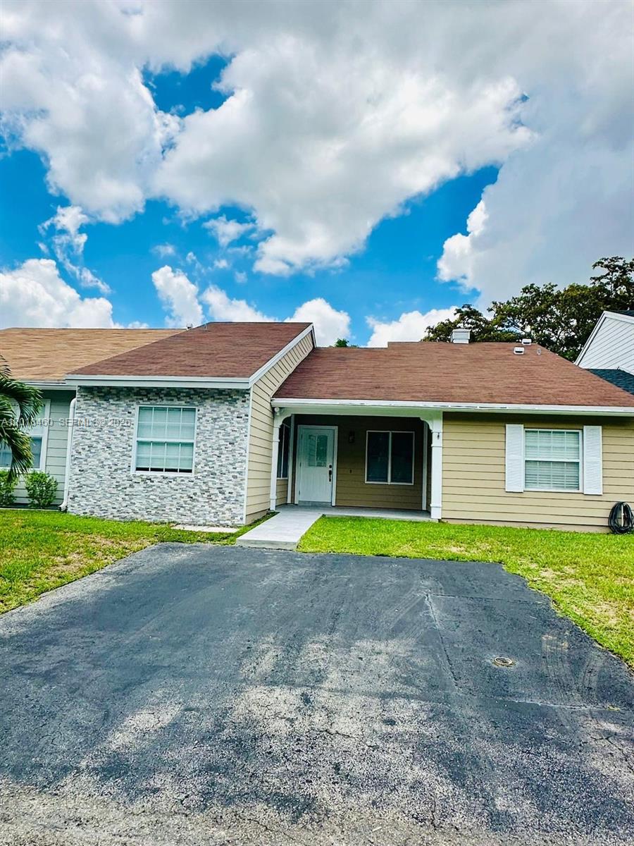 14530 SW 142nd Ct Cir