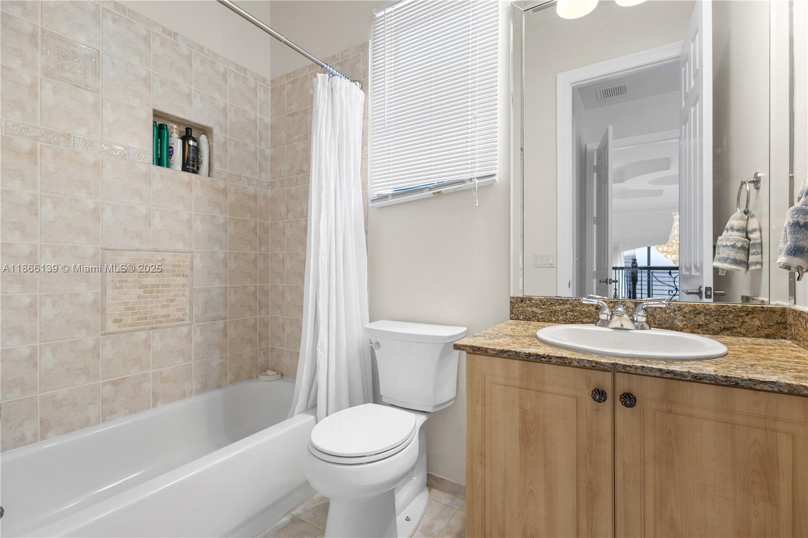 VERSAILLES - Residential