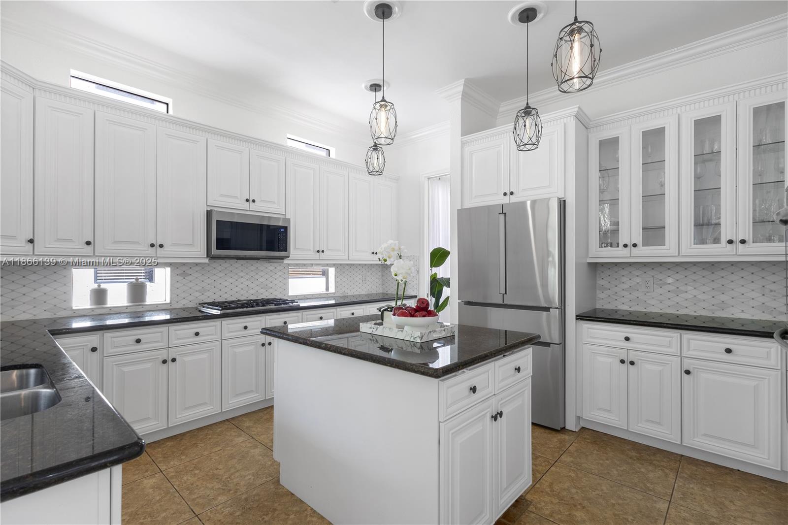 VERSAILLES - Residential