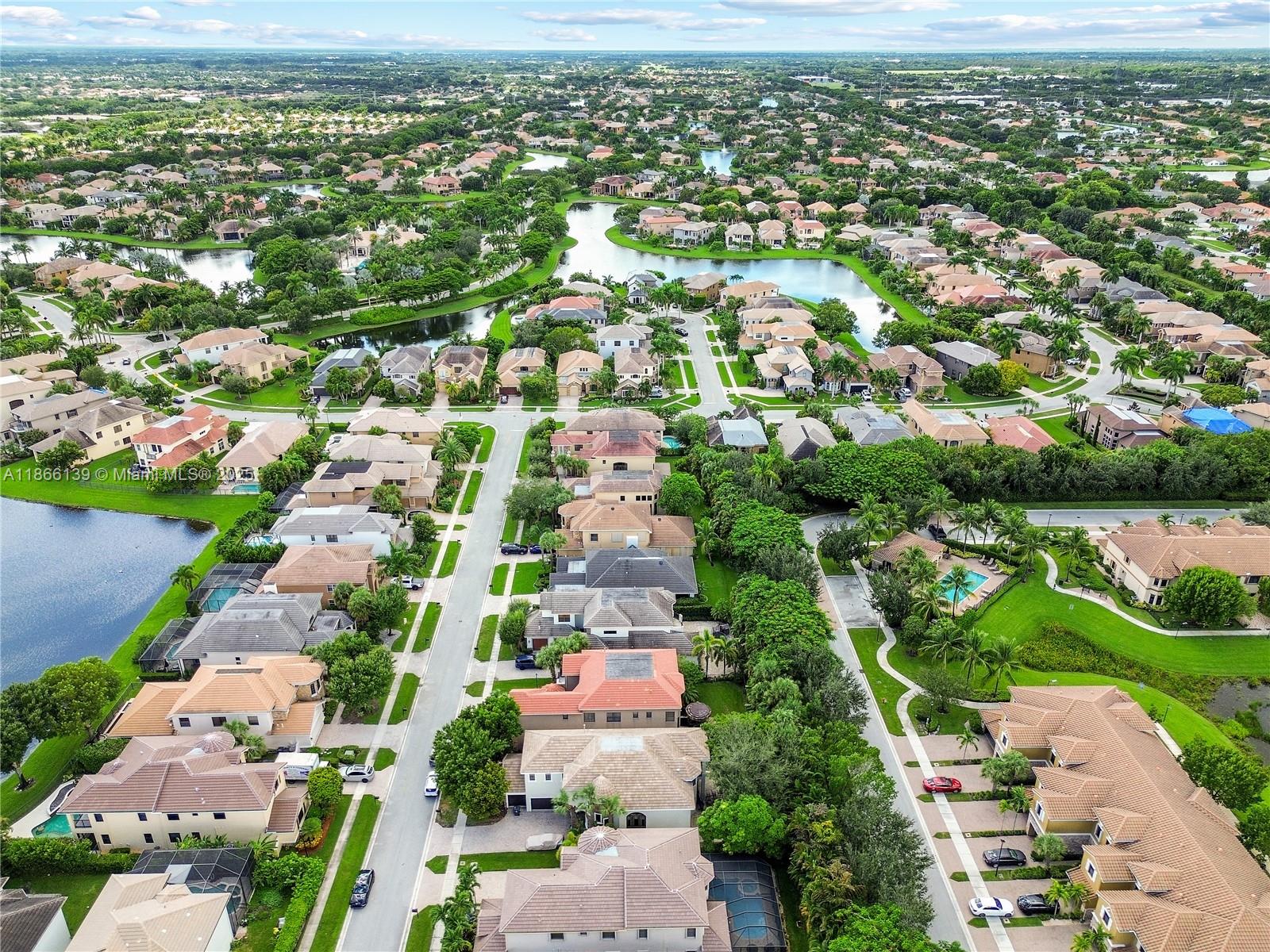 VERSAILLES - Residential