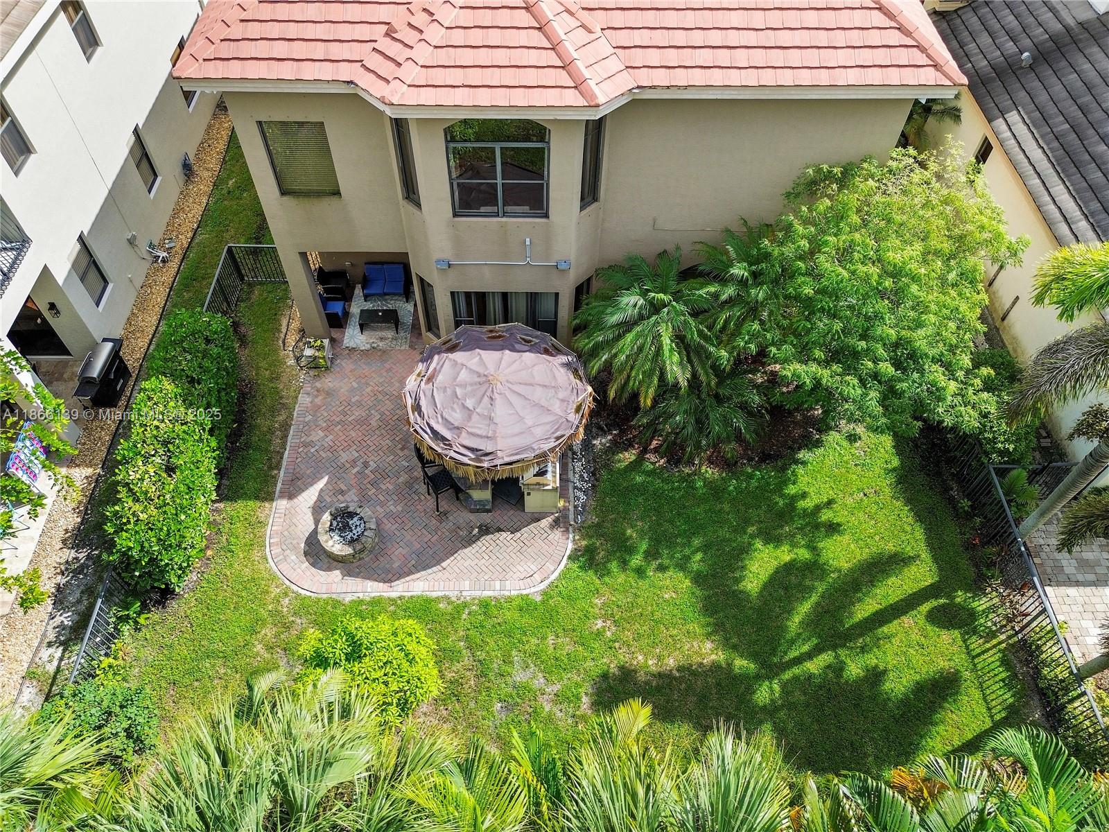 VERSAILLES - Residential