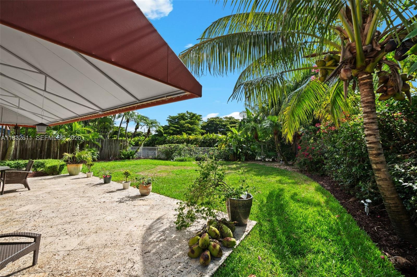 DORAL GLEN T-17816 - Residential