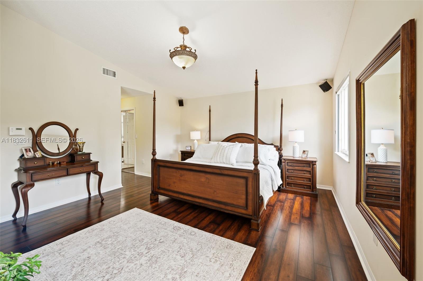 DORAL GLEN T-17816 - Residential