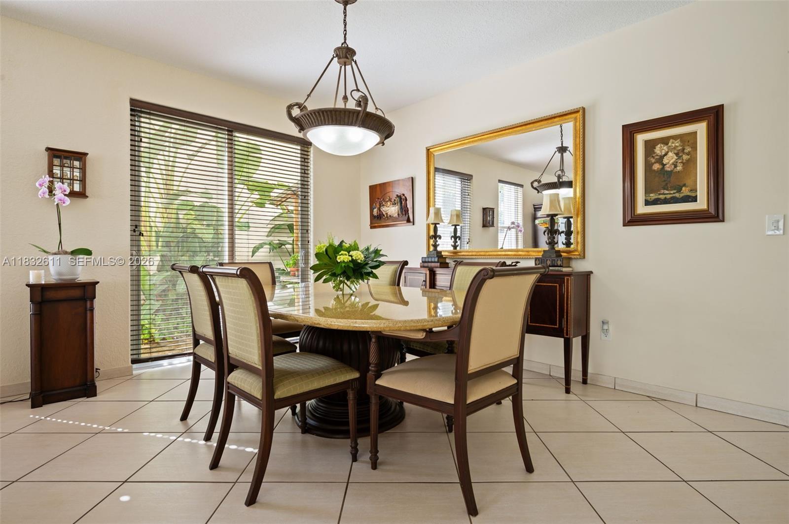 DORAL GLEN T-17816 - Residential