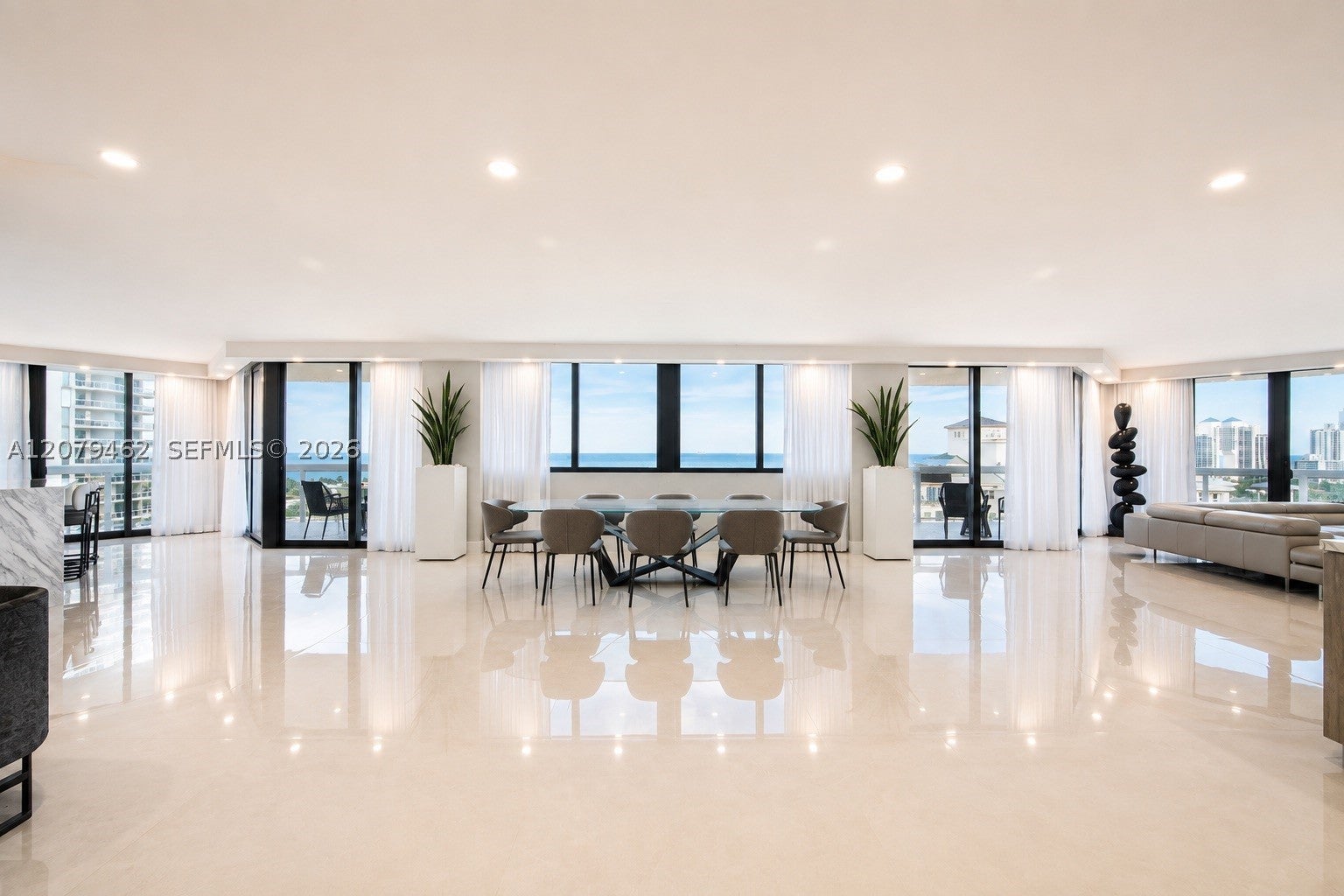 20185 E Country Club Dr