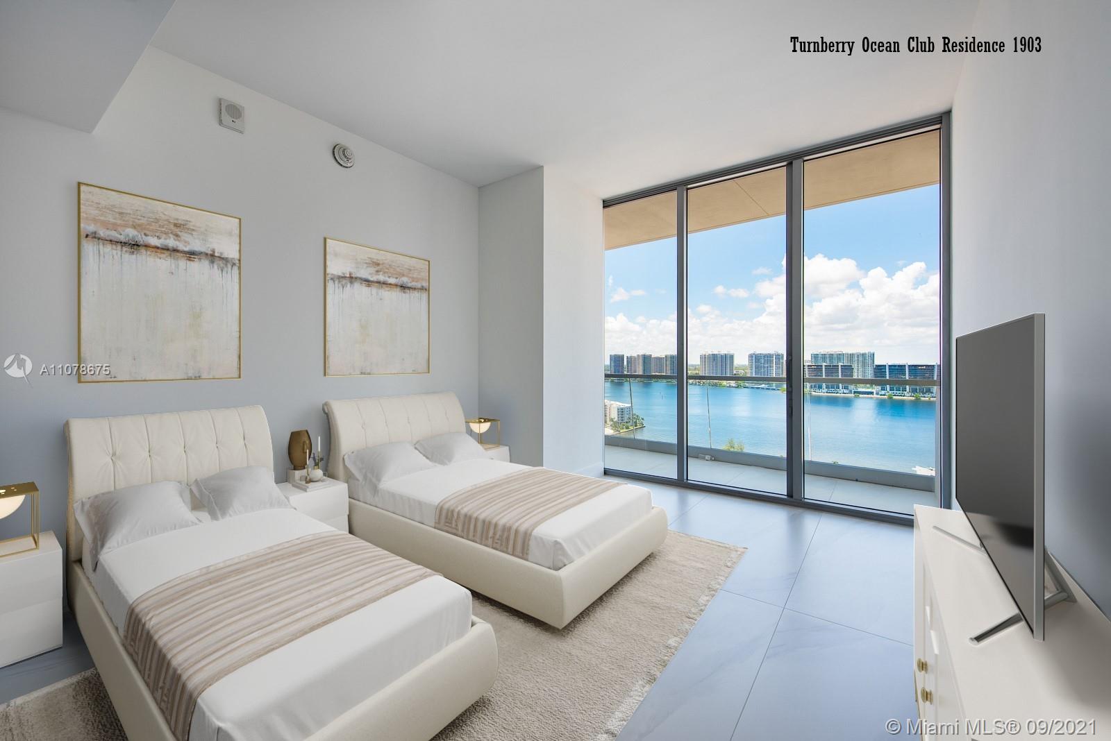 TURNBERRY OCEAN CLUB - Residential