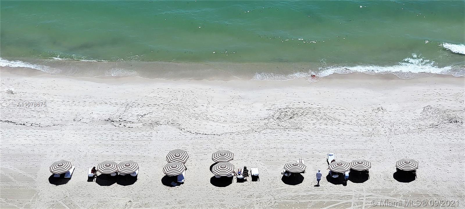 TURNBERRY OCEAN CLUB - Residential