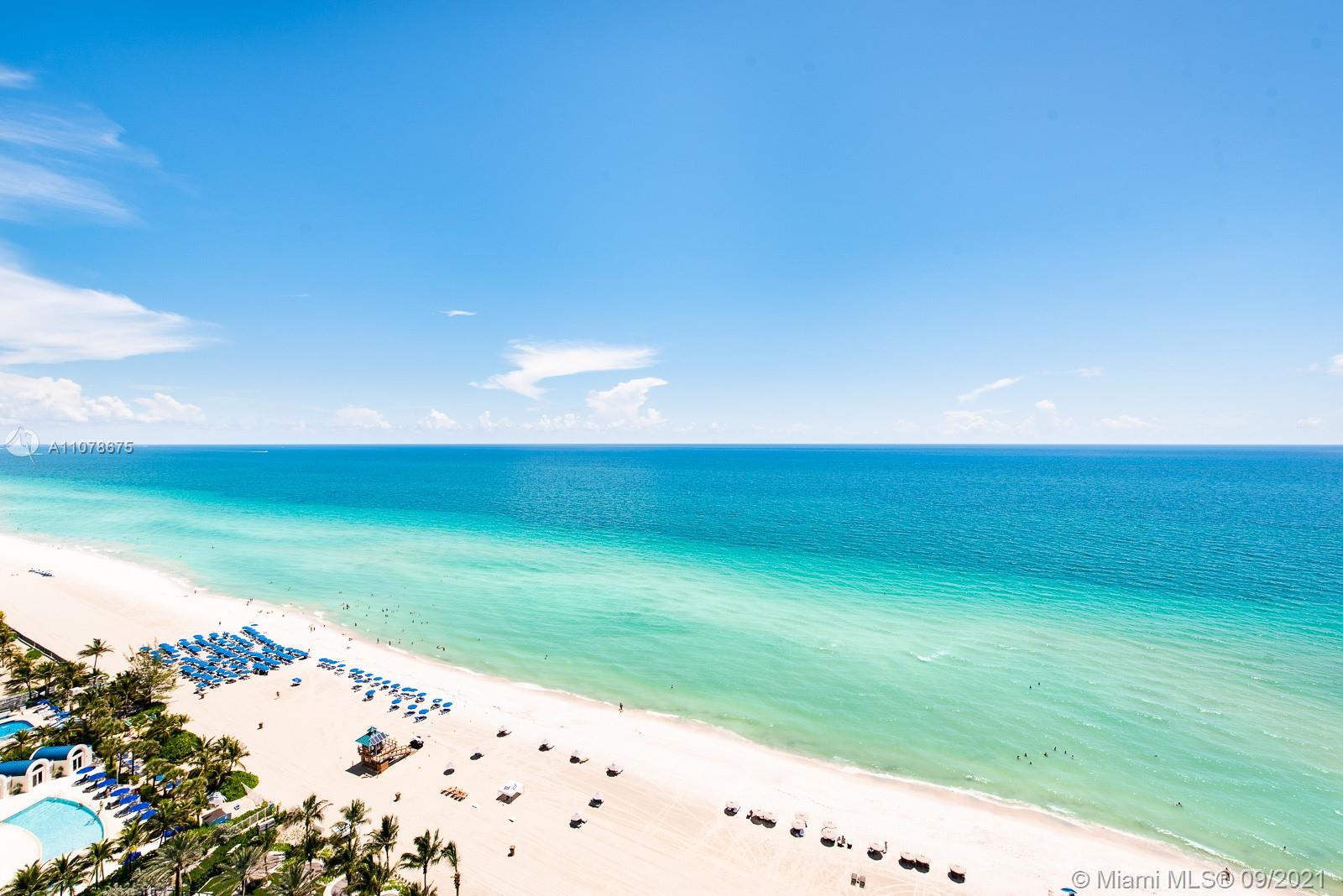 TURNBERRY OCEAN CLUB - Residential