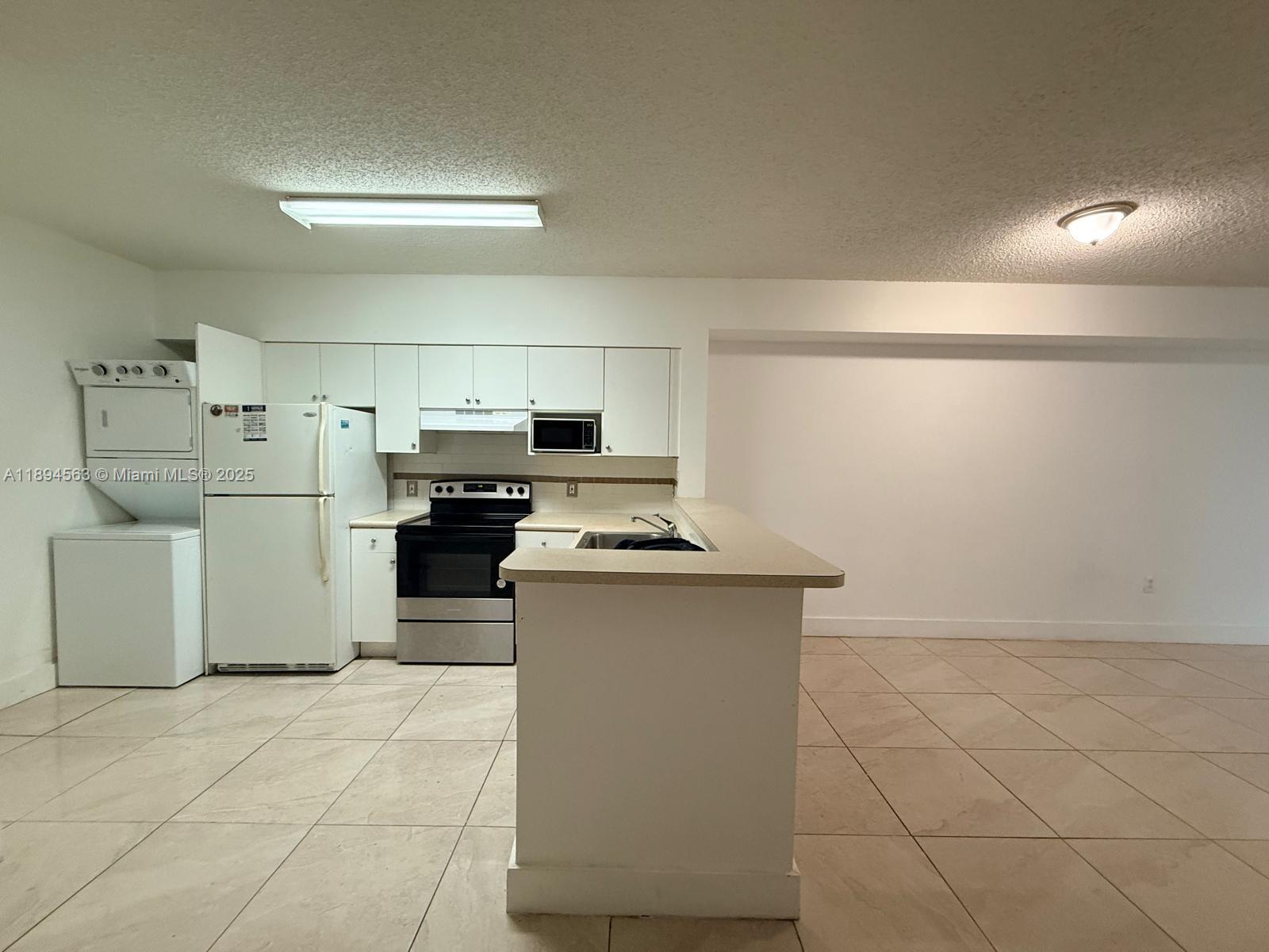 BLUE LAGOON CONDO - Residential Lease