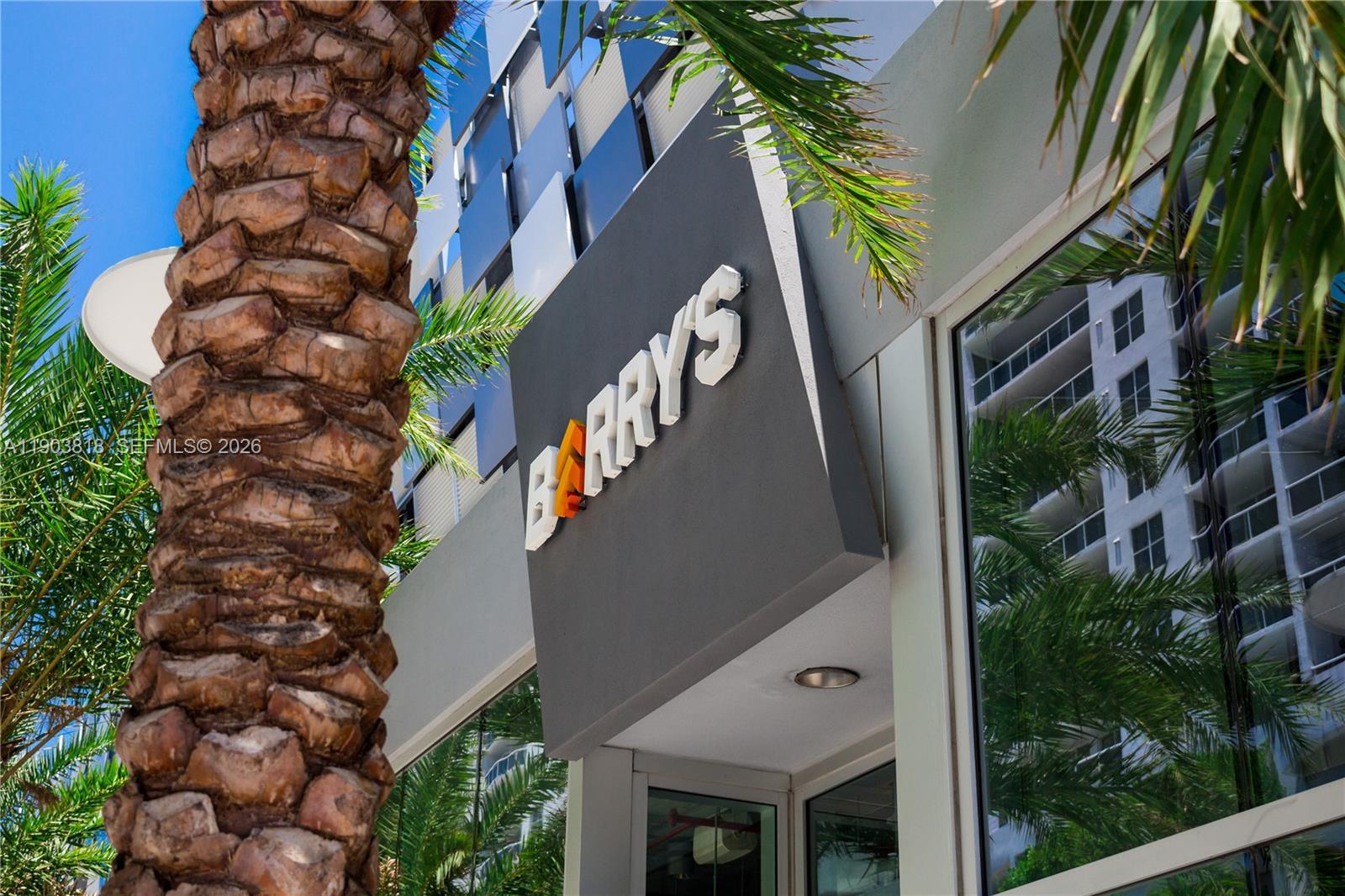 SUNSET HARBOUR SOUTH COND - Residential