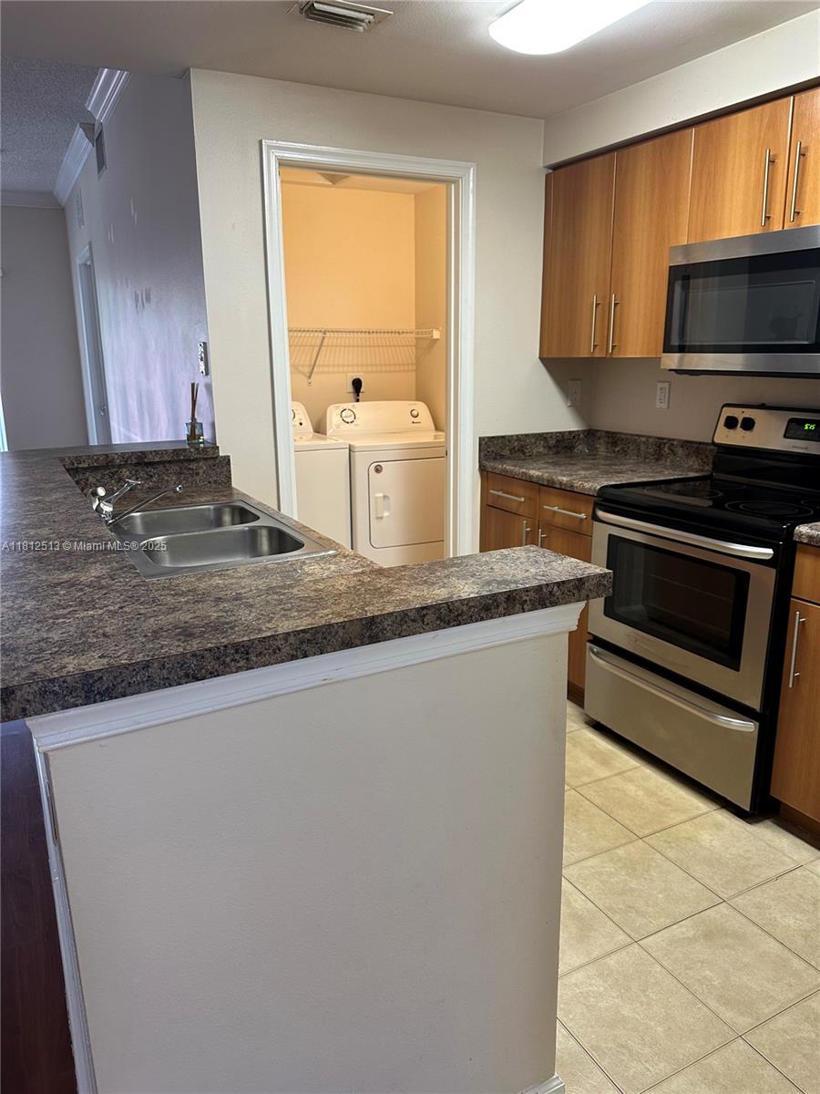 EL-AD POINCIANA CONDO - Residential Lease