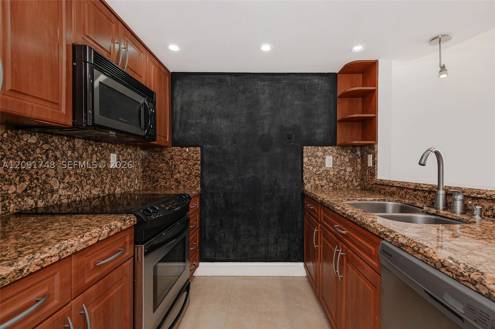 4520 SW 68th Ct Cir 25-5