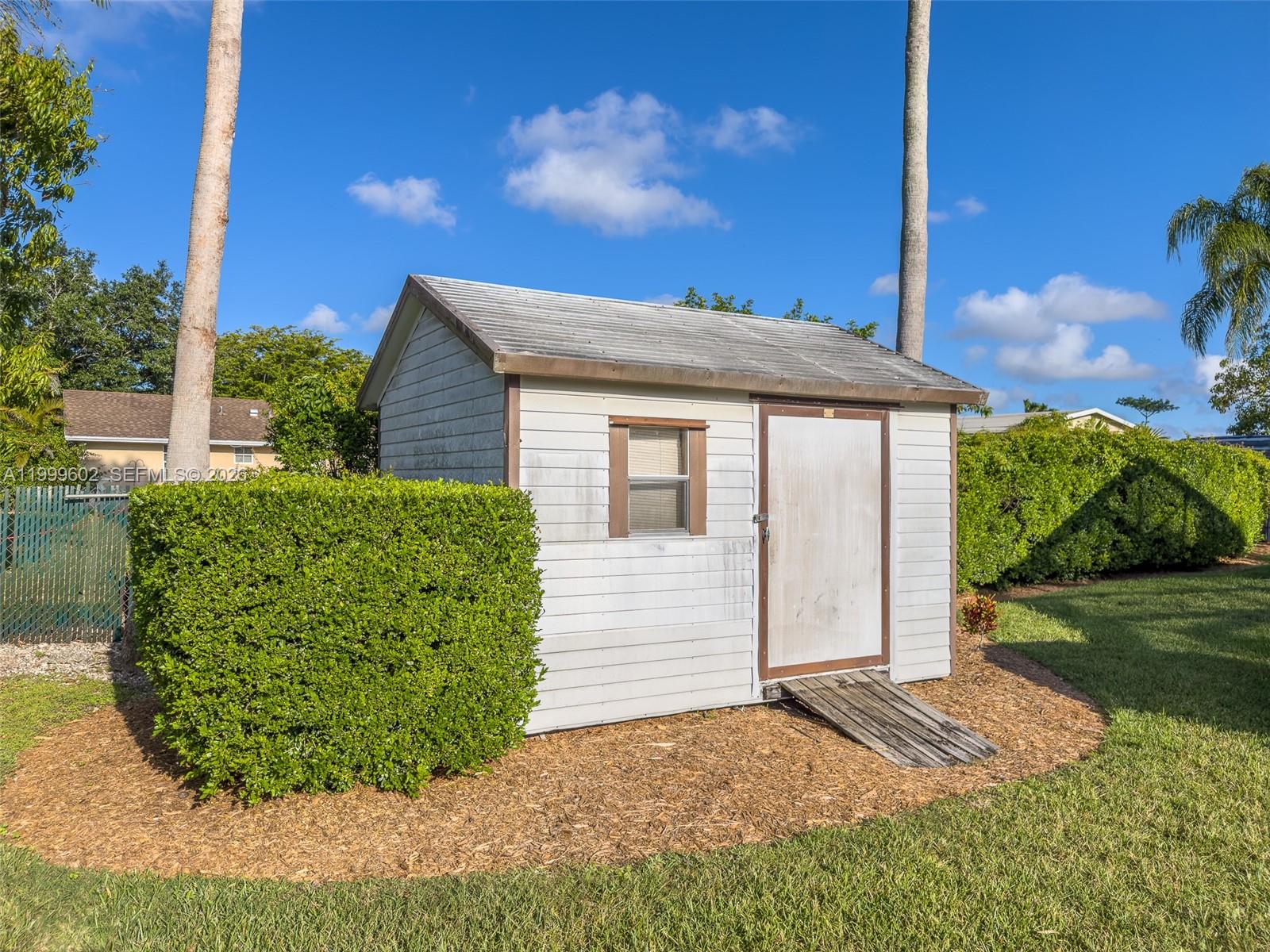 VANDA ESTATES - Residential