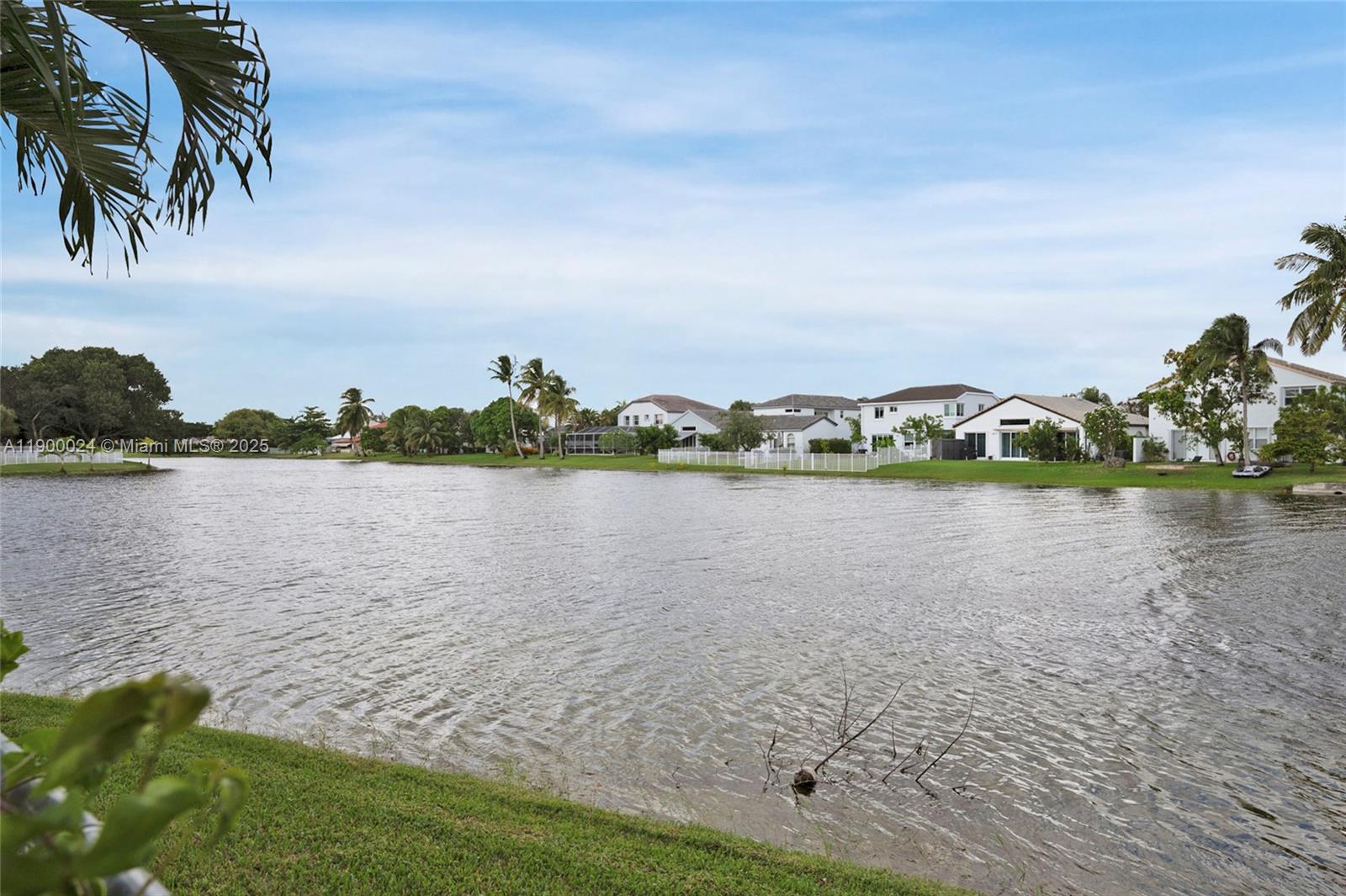 TOWNGATE - Residential