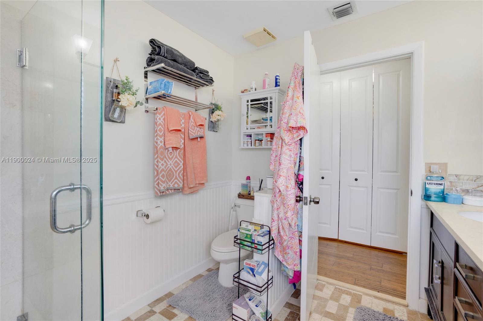 TOWNGATE - Residential