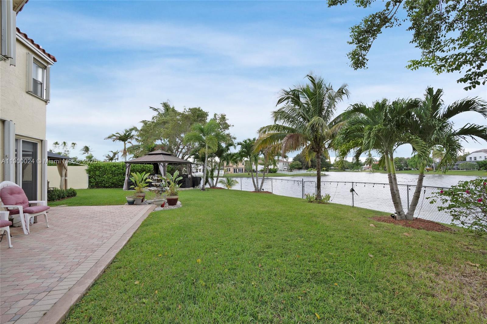 TOWNGATE - Residential