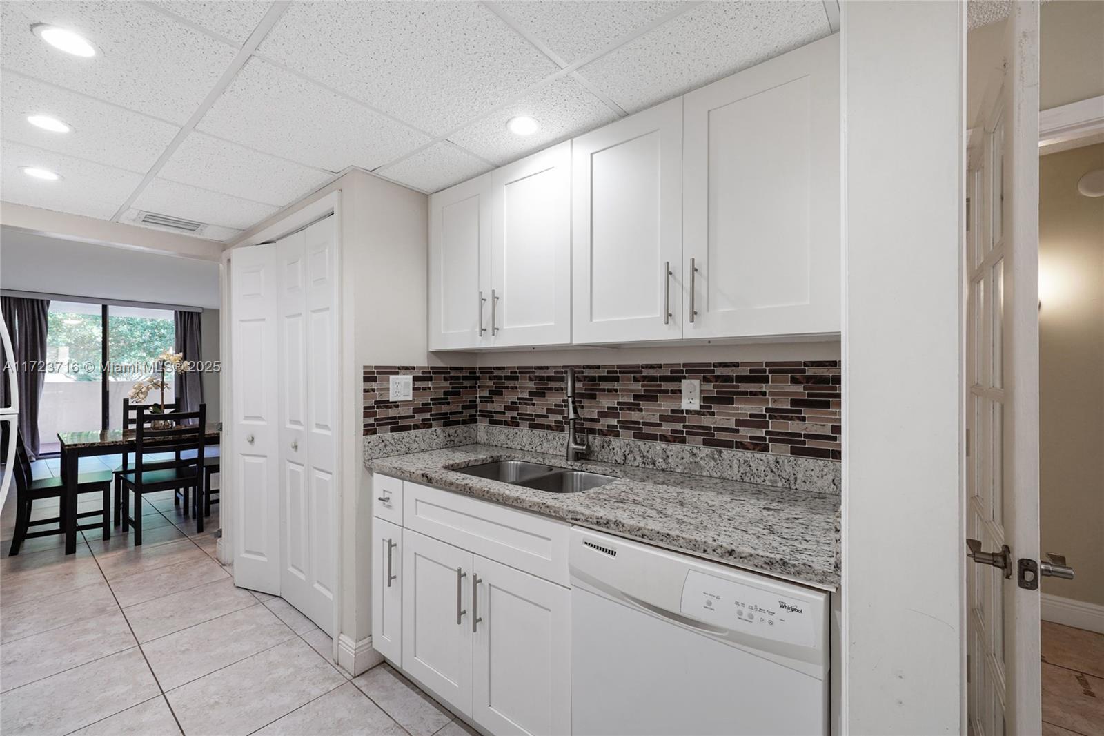 PLANTATION FOREST CONDO - Residential